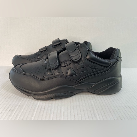 New in Box PROPET STABILITY
WALKER STRAP
W2035 WOMEN'S ATHLETIC SHOE - Picture 3 of 7